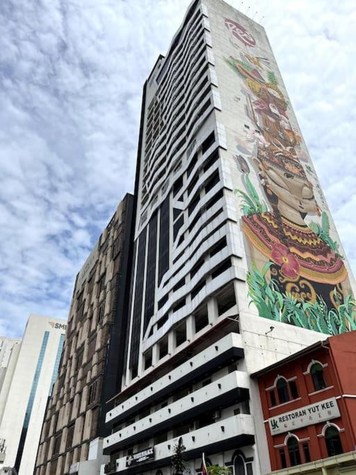M101 Klcc Kl City King Suites By Livin 吉隆坡 外观 照片