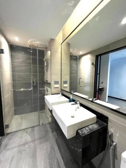 M101 Klcc Kl City King Suites By Livin 吉隆坡 外观 照片